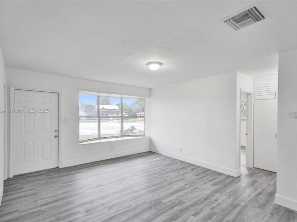 1215 NW 31st Way, Lauderhill FL 33311