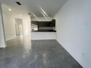 2421 NW 23rd Ln, Fort Lauderdale FL 33311