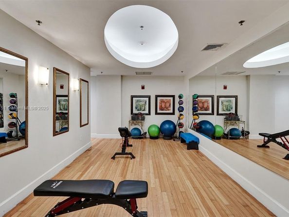 1830 Radius Dr 1119, Hollywood FL 33020