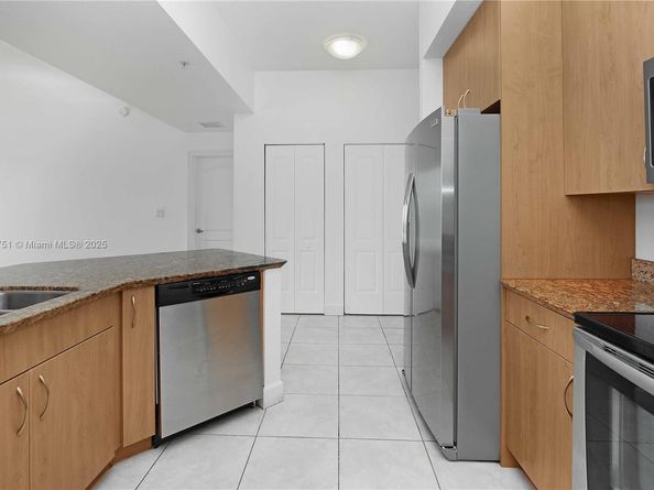 1830 Radius Dr 1119, Hollywood FL 33020