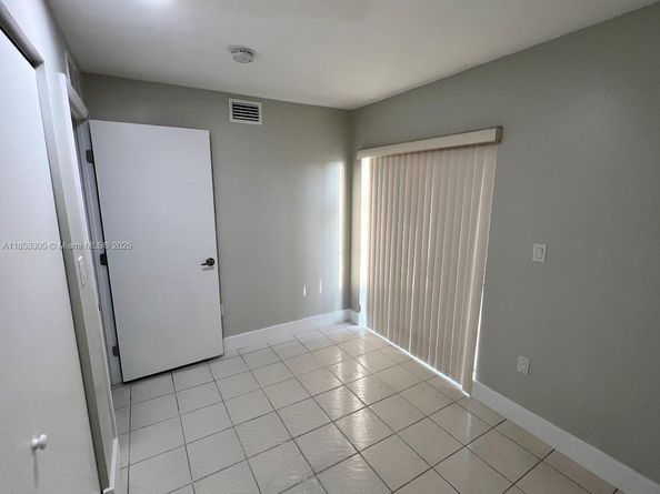 1331 SW 124th Ct E3, Miami FL 33184