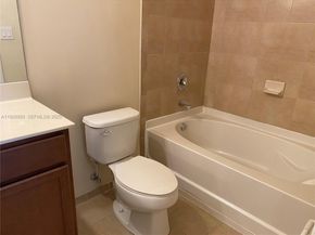 8800 NW 97th Ave 206, Doral FL 33178