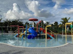 8800 NW 97th Ave 206, Doral FL 33178