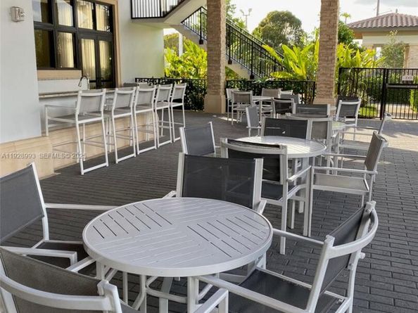 8800 NW 97th Ave 206, Doral FL 33178