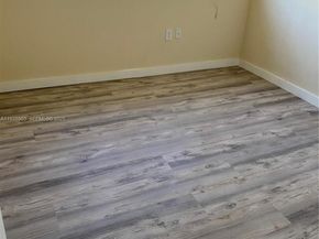 8800 NW 97th Ave 206, Doral FL 33178