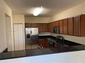 8800 NW 97th Ave 206, Doral FL 33178