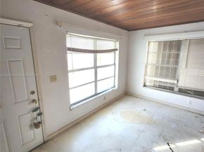 1547 W 10th St, Riviera Beach FL 33404