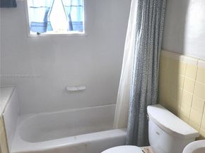 1547 W 10th St, Riviera Beach FL 33404