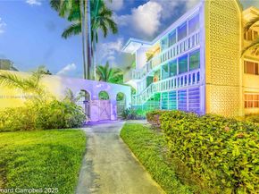 161 NE 10th Ave 15A, Hallandale Beach FL 33009