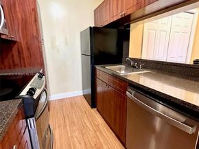 4561 W Mcnab Rd 16, Pompano Beach FL 33069