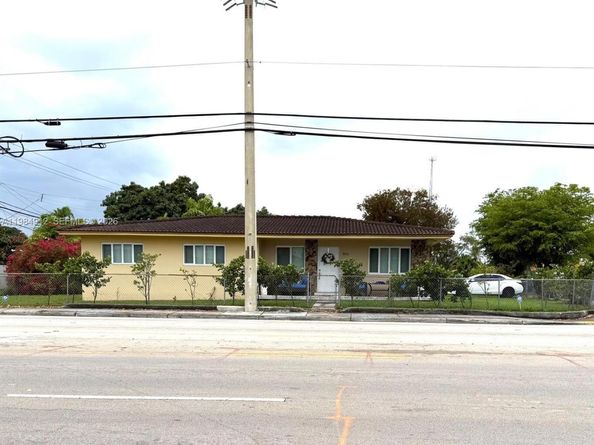 3900 SW 67th Ave, Miami FL 33155