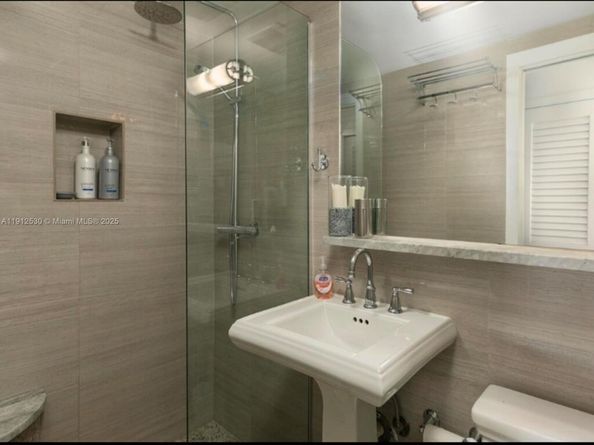 335 Ocean Dr 239, Miami Beach FL 33139