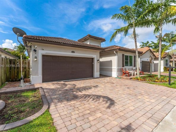 11860 SW 253rd St, Homestead FL 33032