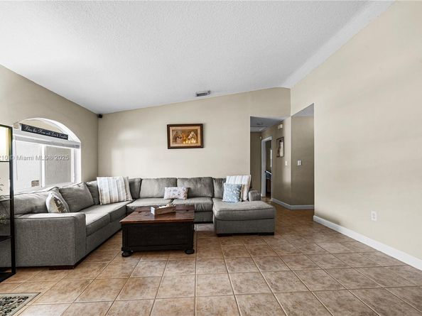 14848 SW 181st Ter, Miami FL 33187