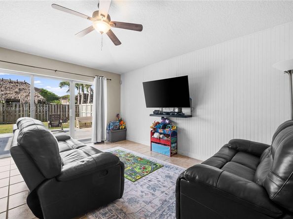 14848 SW 181st Ter, Miami FL 33187