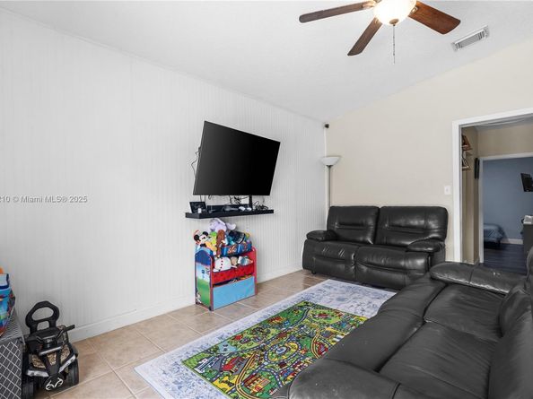 14848 SW 181st Ter, Miami FL 33187