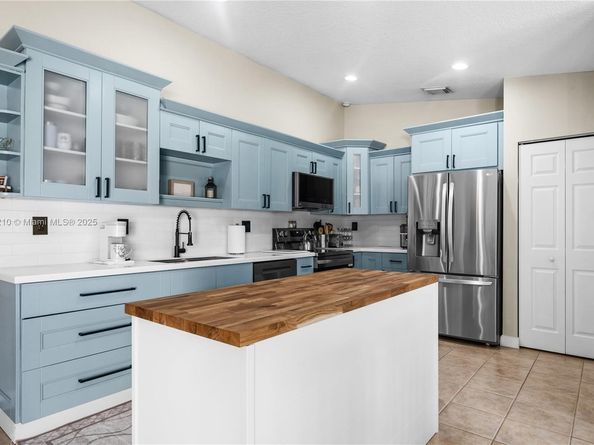 14848 SW 181st Ter, Miami FL 33187