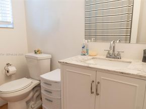 611 74th St, Miami Beach FL 33141