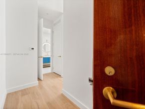 2655 S Bayshore Dr 1707, Miami FL 33133