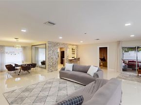 2121 NE 62nd St, Fort Lauderdale FL 33308