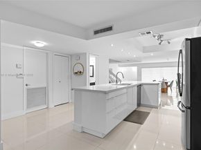 361 Fern Dr 73, Weston FL 33326