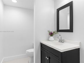 361 Fern Dr 73, Weston FL 33326