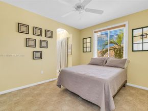 15974 SW 16th St, Pembroke Pines FL 33027