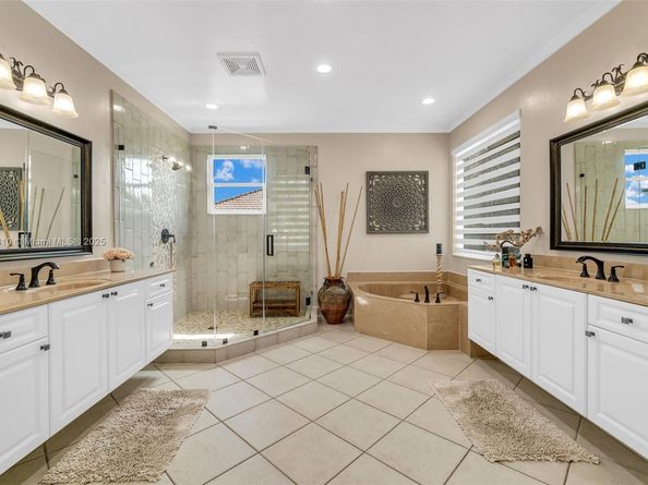 15974 SW 16th St, Pembroke Pines FL 33027