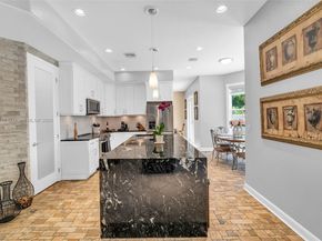 15974 SW 16th St, Pembroke Pines FL 33027