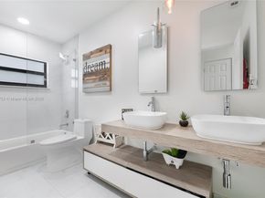 8840 SW 181st Ter, Palmetto Bay FL 33157