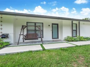 8840 SW 181st Ter, Palmetto Bay FL 33157