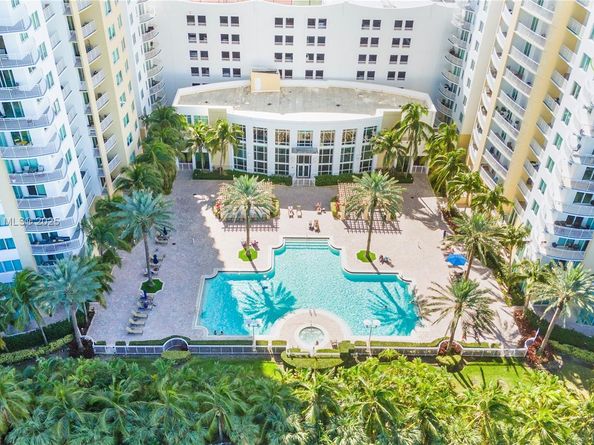1745 E Hallandale Beach Blvd 306W, Hallandale Beach FL 33009