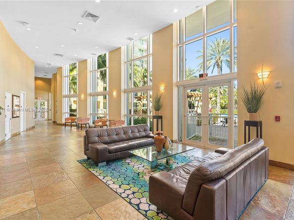 1745 E Hallandale Beach Blvd 306W, Hallandale Beach FL 33009