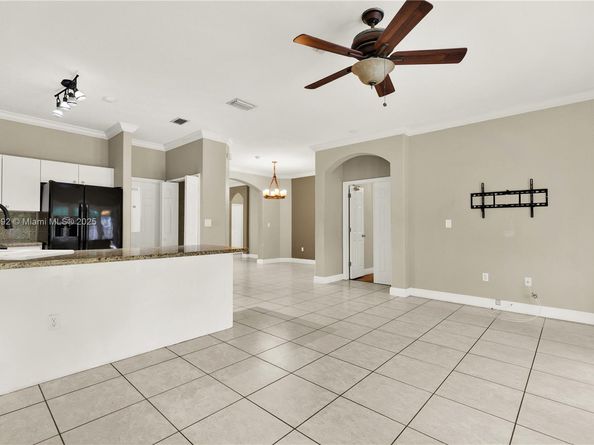 14603 SW 181st Ter, Miami FL 33177