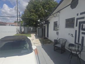 9725 SW 15th St, Miami FL 33174