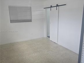 9725 SW 15th St, Miami FL 33174