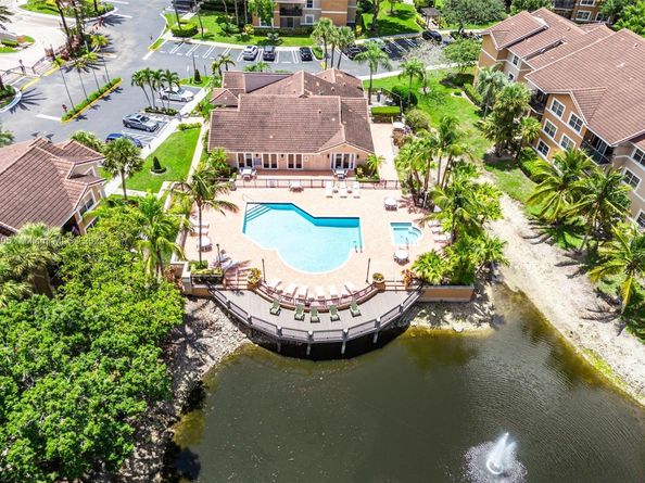 8721 Wiles Rd 105, Coral Springs FL 33067