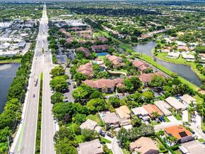 8721 Wiles Rd 105, Coral Springs FL 33067