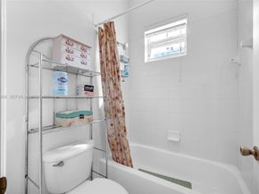 5731 NW 120th Ave, Coral Springs FL 33076