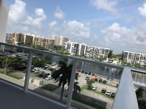 2751 S Ocean Dr 701N, Hollywood FL 33019