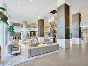 21150 Point Pl 406, Aventura FL 33180
