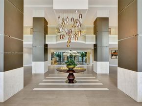 21150 Point Pl 406, Aventura FL 33180