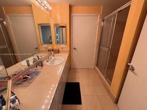 21150 Point Pl 406, Aventura FL 33180