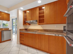 21150 Point Pl 406, Aventura FL 33180