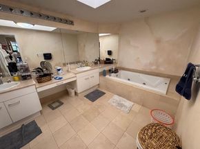 21150 Point Pl 406, Aventura FL 33180