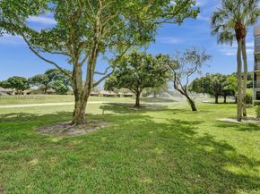 9520 Seagrape Dr 306, Davie FL 33324