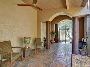 14520 SW 37th St, Miramar FL 33027