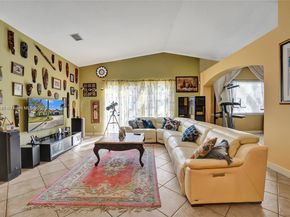 14520 SW 37th St, Miramar FL 33027