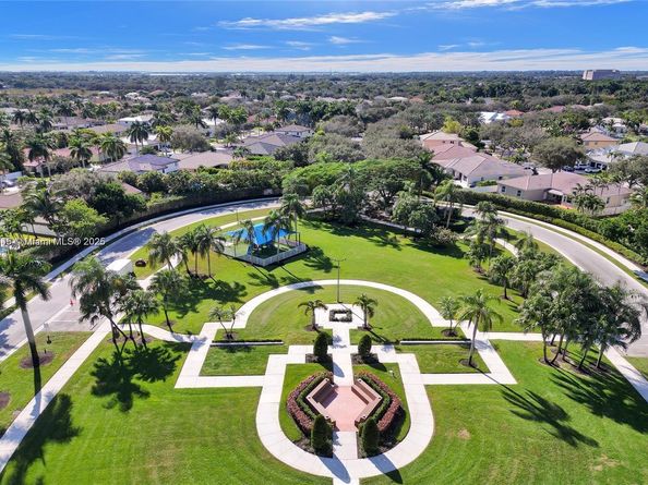 14520 SW 37th St, Miramar FL 33027