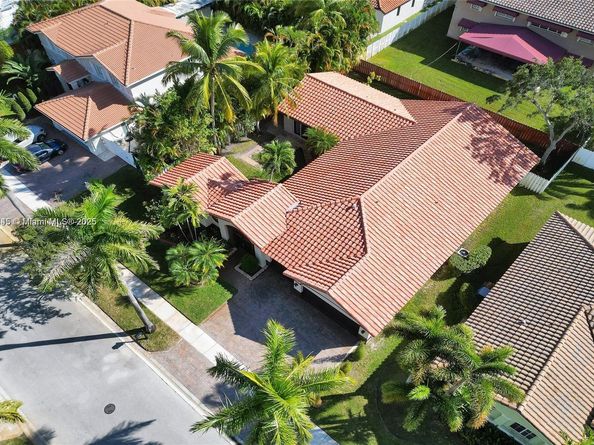 14520 SW 37th St, Miramar FL 33027